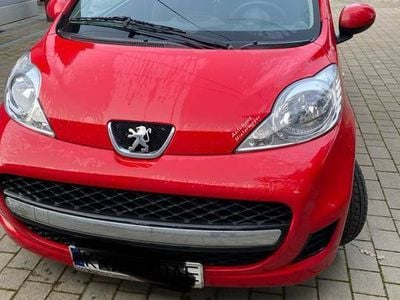 Używany Peugeot 107 68 KM (50 kW) 2008 Hatchback