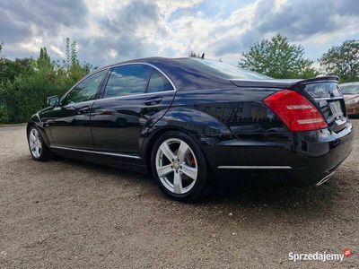 Czarny Używany 2010 Mercedes S400 Sedan/Limuzyna | 84 900 zł