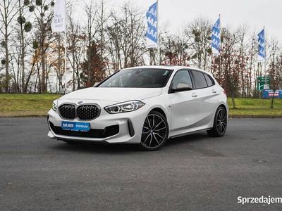 Biały Używany 2023 BMW M135 Hatchback | 141 999 zł