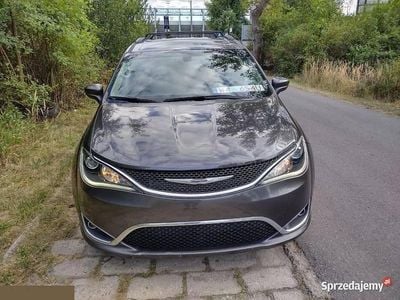 Chrysler Pacifica