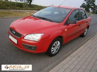 Używany Ford Focus 90 KM (66 kW) 2006 Czerwony Sedan/Limuzyna