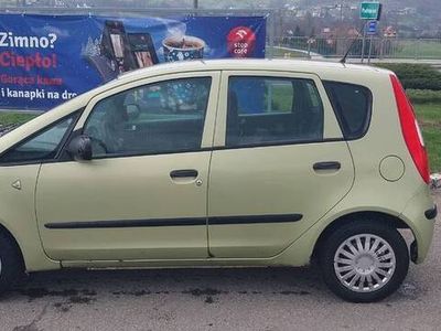 używany Mitsubishi Colt Pali jeździ, brak dokumentow, na części