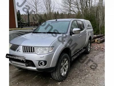 używany Mitsubishi L200 2.5dm 178KM 2010r. 361 060km