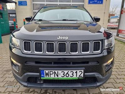 Używany Jeep Compass 140 KM (102 kW) 2019 Czarny SUV