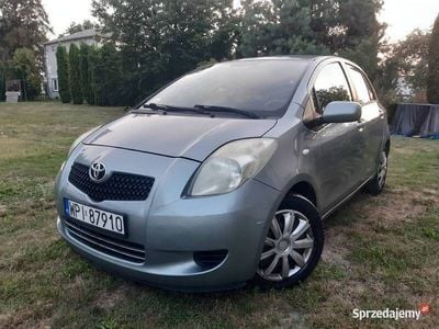 Szary Używany 2006 Toyota Yaris Hatchback | 7300 zł