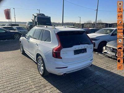 Biały Używany 2018 Volvo XC90 Momentum SUV | 62 900 zł