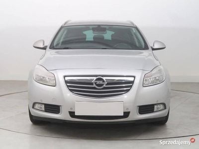 Używany Opel Insignia 140 KM (102 kW) 2013 Srebrny Kombi