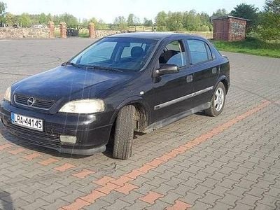 Czarny Używany 2000 Opel Astra Hatchback | 4500 zł (Uczciwa cena)