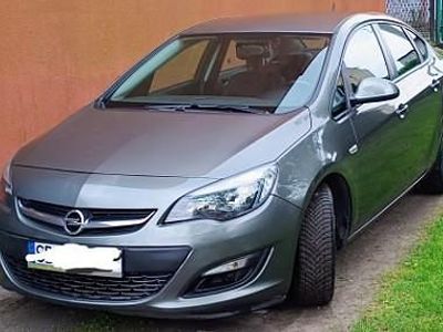 Szary Używany 2018 Opel Astra Sedan/Limuzyna | 38 000 zł (Uczciwa cena)