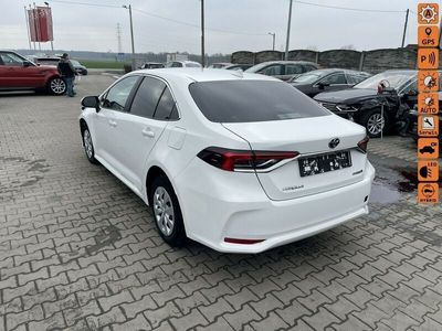 używany Toyota Corolla 1.8dm 98KM 2022r. 79 200km