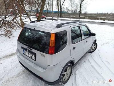 Używany Suzuki Ignis 2005 Srebrny Hatchback