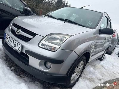 Używany Suzuki Ignis 2005 Srebrny Hatchback