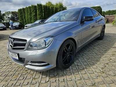 Szary (metalik) Używany 2011 Mercedes C180 Coupe | 34 700 zł