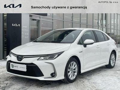 Używany Toyota Corolla Comfort 122 KM (89 kW) 2021 Biały Sedan/Limuzyna