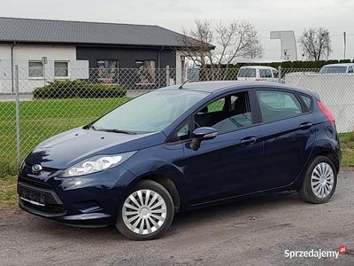 Granatowy Używany 2010 Ford Fiesta Hatchback | 14 900 zł (Uczciwa cena)