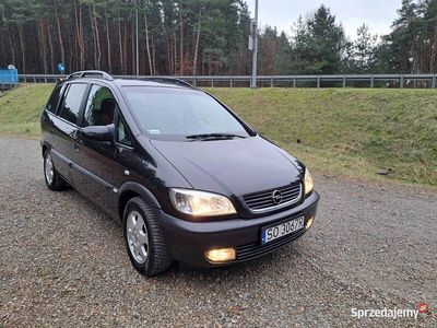 używany Opel Zafira 