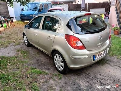 używany Opel Corsa D 1.2 klimatyzacja z Niemiec