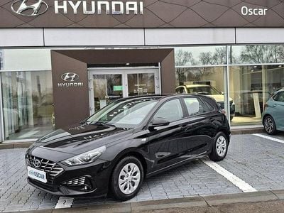Czarny Używany 2022 Hyundai i30 Classic Hatchback | 54 600 zł (Dobra cena)
