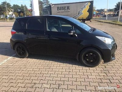 używany Toyota Verso-S 