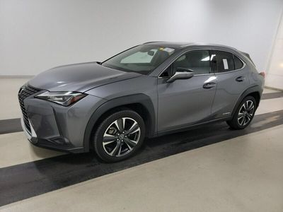 używany Lexus UX 2dm 143KM 2021r. 39 746km