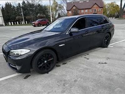 BMW 525