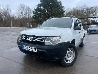 Używany Dacia Duster Ice 105 KM (77 kW) 2014 Biały SUV