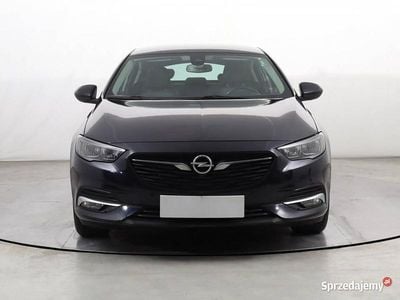 Używany Opel Insignia 165 KM (121 kW) 2019 Niebieski Hatchback
