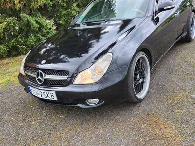 używany Mercedes CLS320 