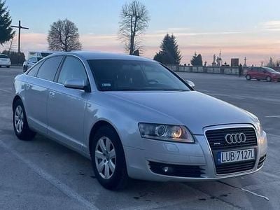 Używany Audi A6 Premium 2004 Srebrny Sedan/Limuzyna