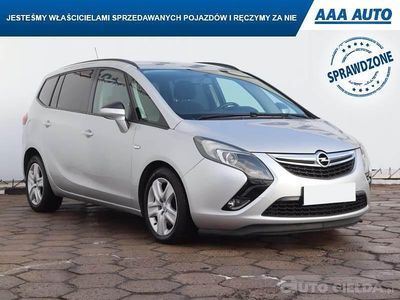 Używany Opel Zafira 2016 Srebrny Minivan