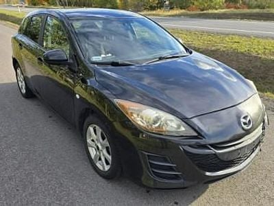 Używany Mazda 3 109 KM (80 kW) 2010 Czarny Hatchback