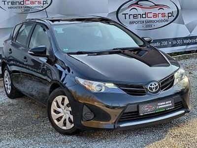 Używany Toyota Auris 2014 Czarny Hatchback