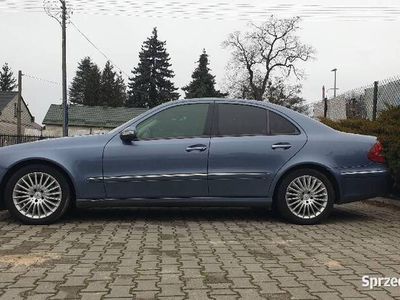 używany Mercedes E220 w211