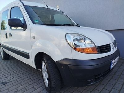 Używany Renault Kangoo 68 KM (50 kW) 2006 Biały Minivan