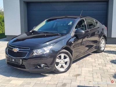 Używany Chevrolet Cruze 124 KM (91 kW) 2012 Czarny Sedan/Limuzyna