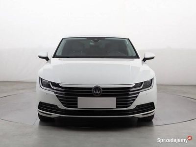 Biały Używany 2018 VW Arteon Sedan/Limuzyna | 67 499 zł (Uczciwa cena)