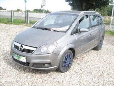 używany Opel Zafira B