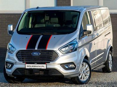 Srebrny Używany 2022 Ford Tourneo Titanium Minivan | 136 900 zł (Dobra cena)