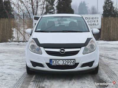 Używany Opel Corsa 75 KM (55 kW) 2009 Biały Hatchback