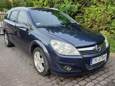 używany Opel Astra zadbany, stan bardzo dobry