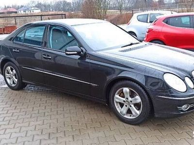 Mercedes E320