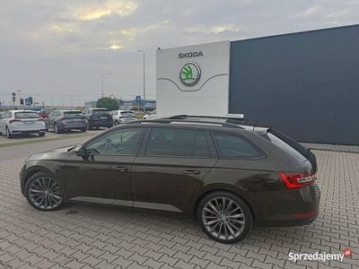 Używany Skoda Superb 2016 Brązowy Kombi