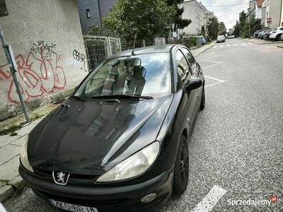 Używany Peugeot 206 75 KM (55 kW) 2002 Czarny Hatchback