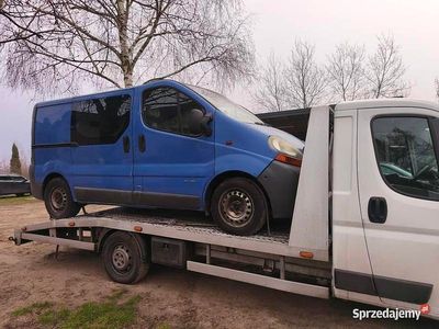 Niebieski Używany 2004 Renault Trafic Minivan | 2650 zł