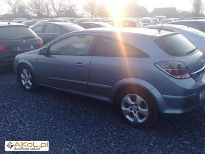 Srebrny (metalik) Używany 2006 Opel Astra Hatchback | 22 538 zł