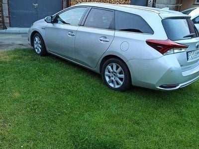 Toyota Auris Hybrid