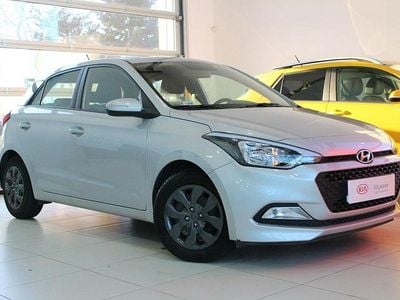 Używany Hyundai i20 84 KM (61 kW) 2017 Srebrny (metalik) Hatchback