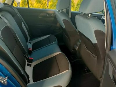 Niebieski Używany 2015 Skoda Fabia Hatchback | 29 500 zł (Drogi)