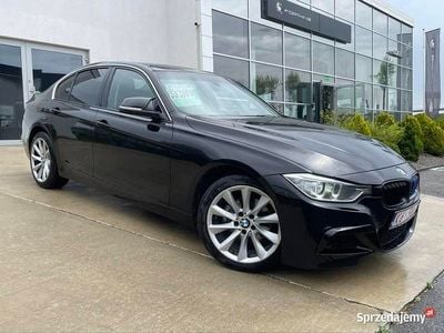Używany BMW 328 2014 Czarny Sedan/Limuzyna