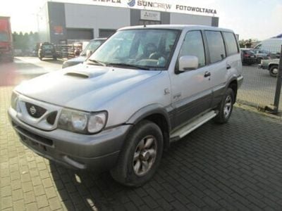Używany Nissan Terrano 125 KM (91 kW) 2004 Złoty SUV